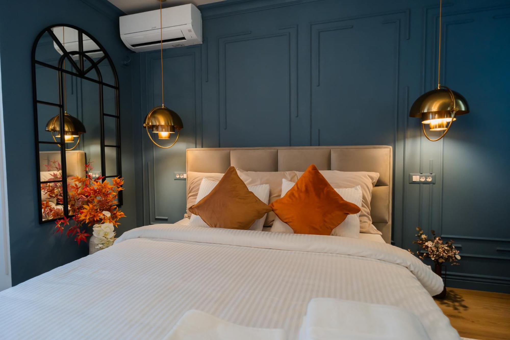 Apartment Opal Gem In Old Town Bucharest